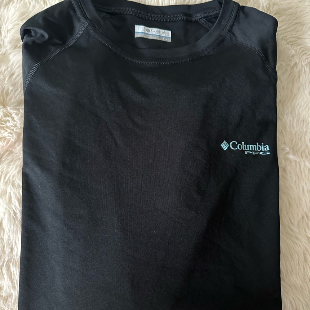 Black with teal print Columbia PFG lightweight dry fit long sleeve